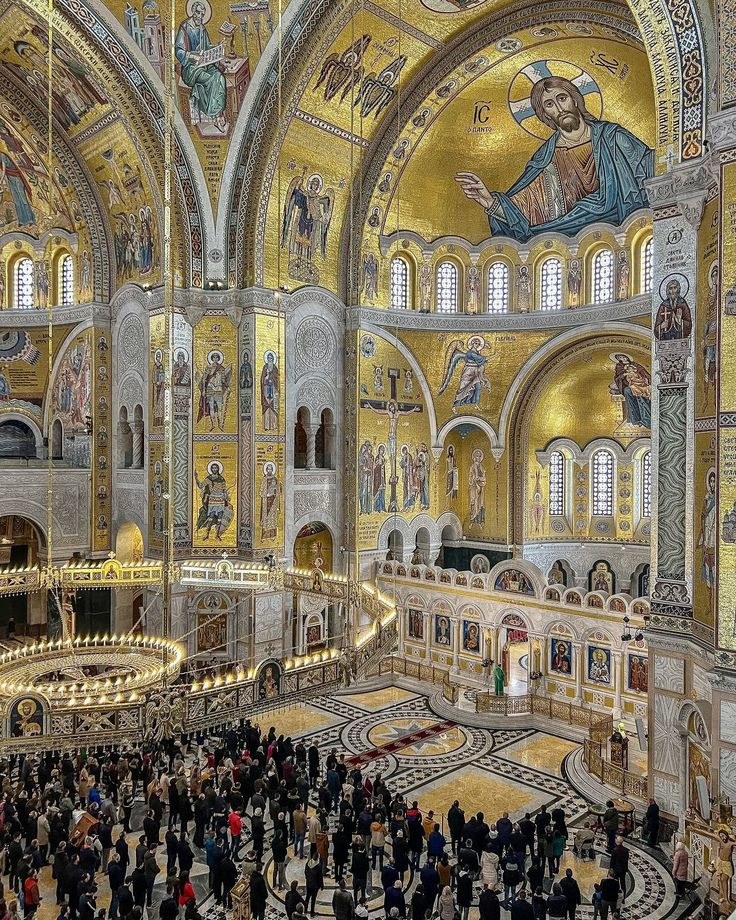 Gold mosaic dome of an Eastern Christian sanctuary